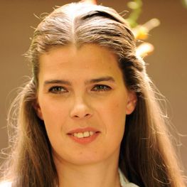 Melanie Scharf-Tuider - Dr. Nina Eipeldauer - Ärztin für Allgemeinmedizin